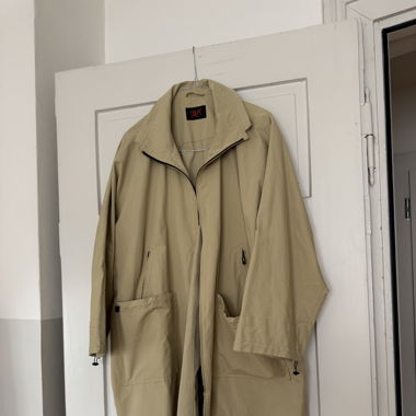 Oversized 90ies coat in beige