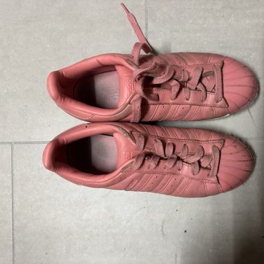Pinke Adidas Superstars 