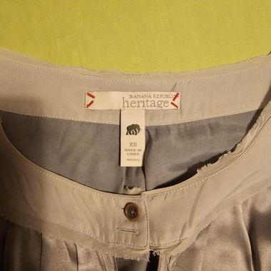 Banana Republic Silk Blouse XS