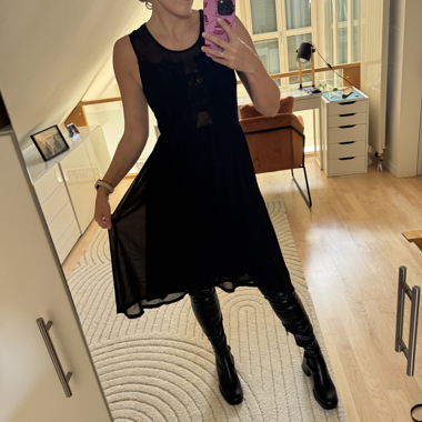 Black dress