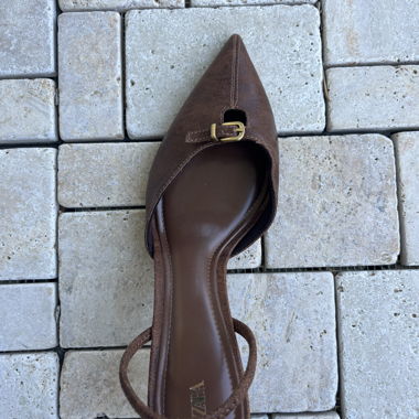 kitten heels