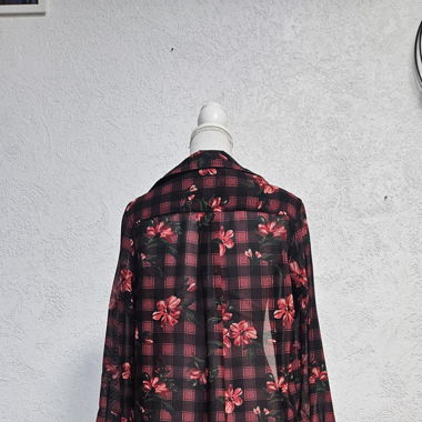 Chemise a carreaux / fleurs