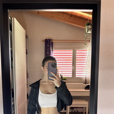 Veste courte noire à capuche, style décontracté, S