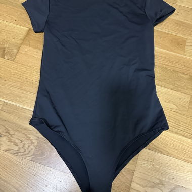 Black bodysuit (size M)
