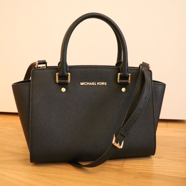 Handtasche der Marke Michael Kors Farbe Schwarz