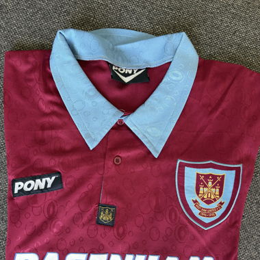 West Ham United 100 Jahre Heimtrikot