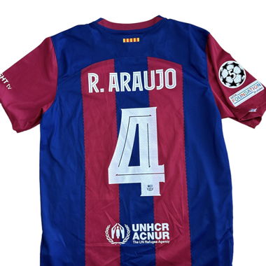 Araujo Barcelona jersey 