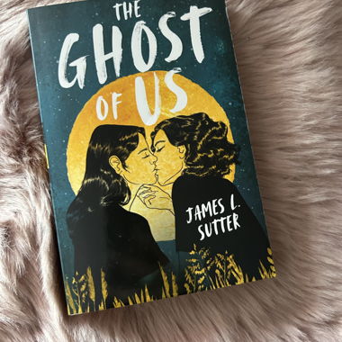 Livre « The Ghost of Us »