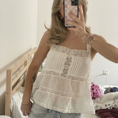 Top cami in pizzo bianco