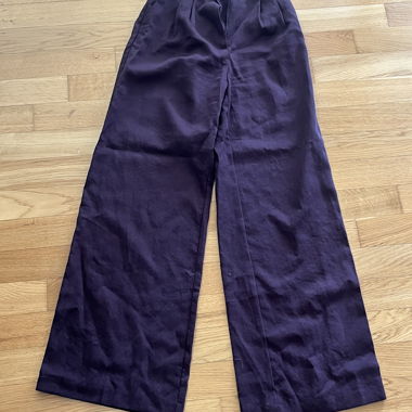 Wide-Leg Trousers in Dark Red