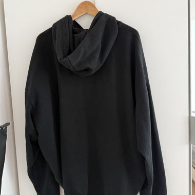 Felpa con zip nera
