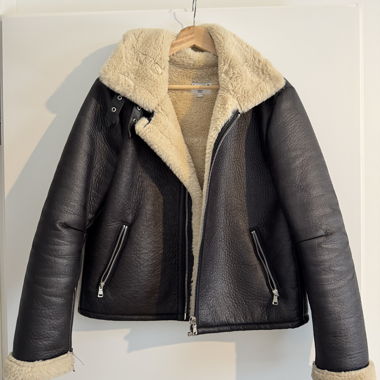 Veste en cuir synthétique NA-KD avec doublure teddy
