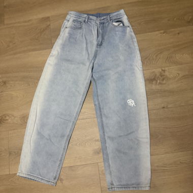 Jeans Mertra 