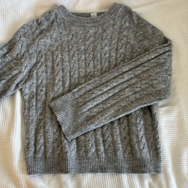 grey sweater 