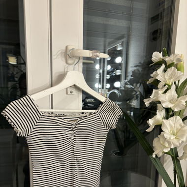 T-shirt épaules nues rayé 