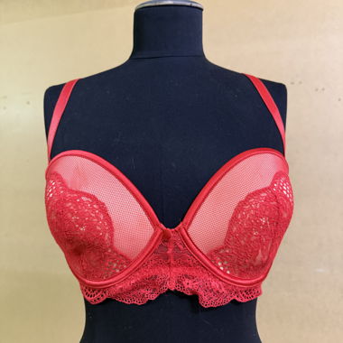 Soutien-gorge en dentelle à côté avec fermeture latérale 75D