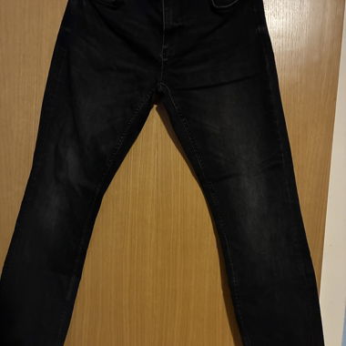 Schwarze Jeans Gr. 29/30