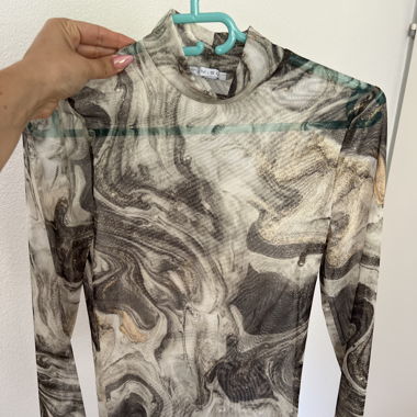 Maglione sottile, trasparente
