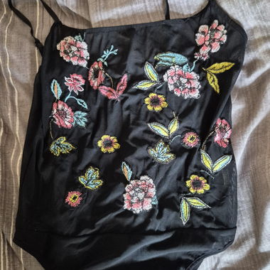 Body à fleur 