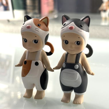 2x Cat Sonny Angels