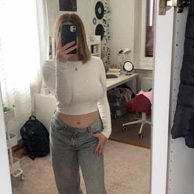 Grey baggy jeans model