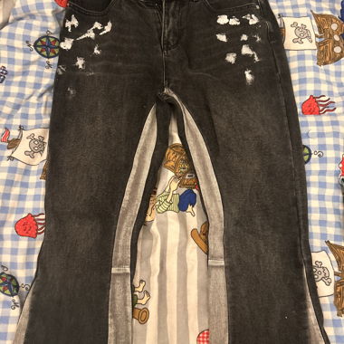 Flared Jeans