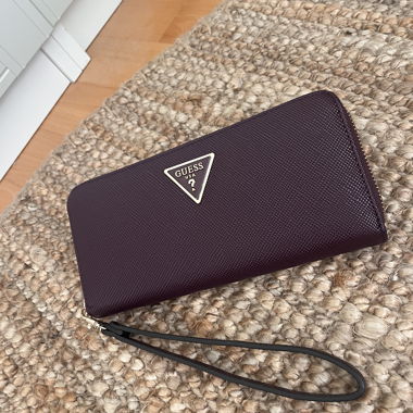 Portefeuille Guess pour femmes