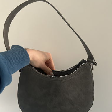 grey shoulder handbag