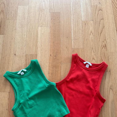 Lot deux débardeur Cole cour rouge et vert 
