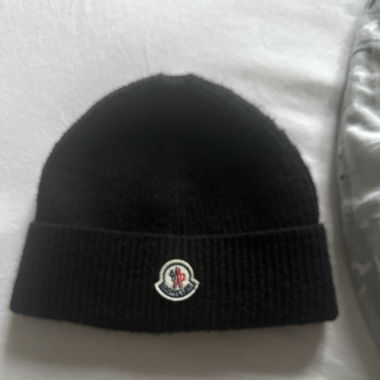 bonnet moncler 