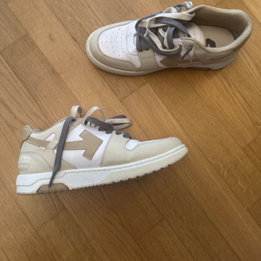 Paio di sneakers Off-White