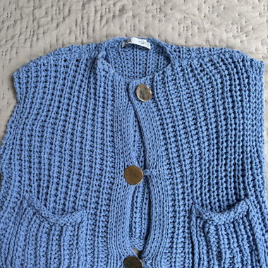 Gilet en maille bleu ZARA