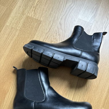 Chelsea Boots