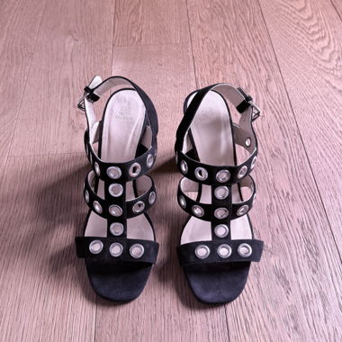 Navyboot schwarze Leder-Sandaletten mit Absatz Grösse 39