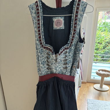 Dirndl Gr. 40