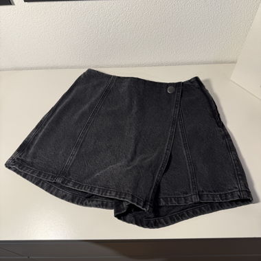 Jeans-Shorts Skort Stradivarius grigio taglia 36