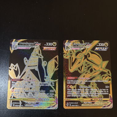 carte pokémon vmax noir et or 