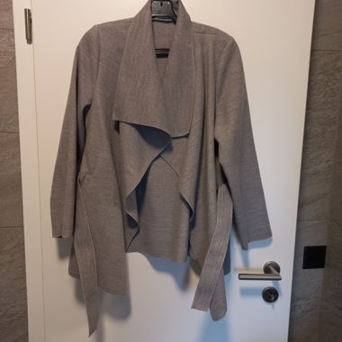 Cappotto grigio per mezza stagione