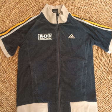 Adidas Vintage-Style-Top