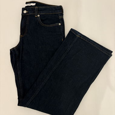 jeans bleu foncé