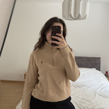Beiger Reissverschluss-Pullover