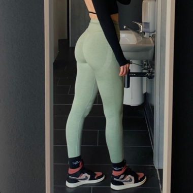 Seamless-scrunch Gym leggings 