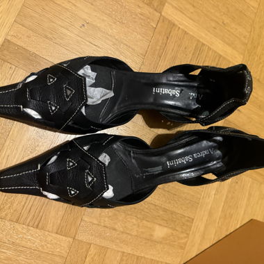 Andrea Sabatini black slingback heels 38