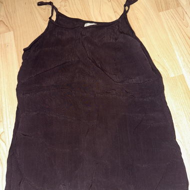 brown top