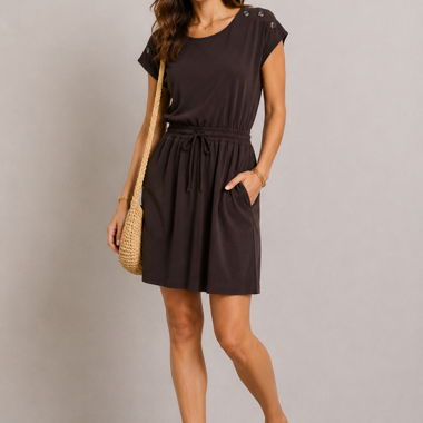 Esprit Kleid mit Knopfdetails