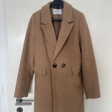 Cappotto Camel Stradivarius