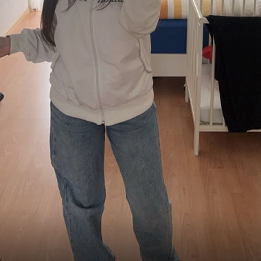straight leg jeans