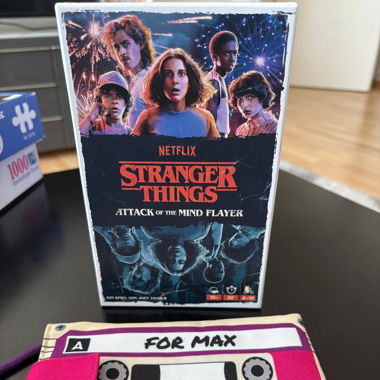 Stranger things game & handtasche von max