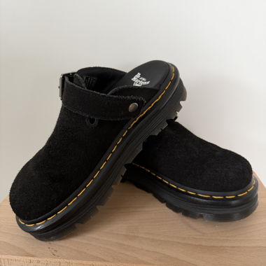 Dr. Martens Mules