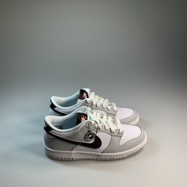 Nike Dunk Low SE Jackpot (GS)